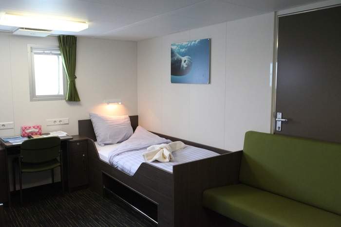 ortelius_twin deluxe 528, deck 5 © Monica Salmang-Oceanwide Expeditions 7.jpeg